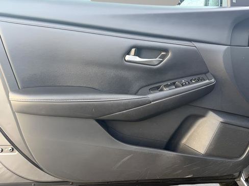 Used 2024 Nissan Sentra SV image 14