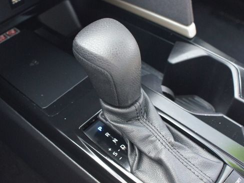 Used 2025 Toyota Camry LE FWD image 11