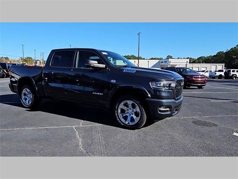 New 2026 RAM 1500 4x4 Crew Cab image 38
