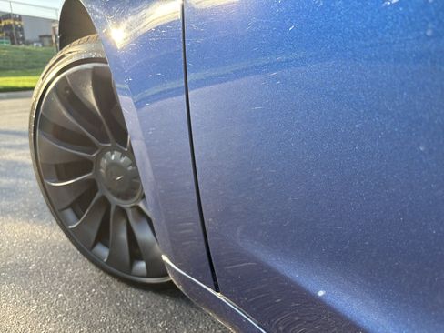 Used 2021 Tesla Model 3 Performance image 12