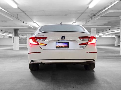 Certified 2022 Honda Accord Sport image 8