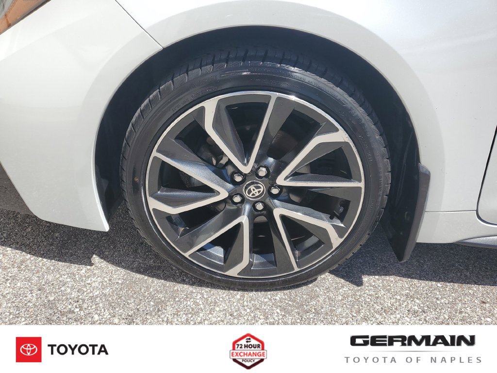Used 2022 Toyota Corolla SE w/ SE Premium Package FWD image 14