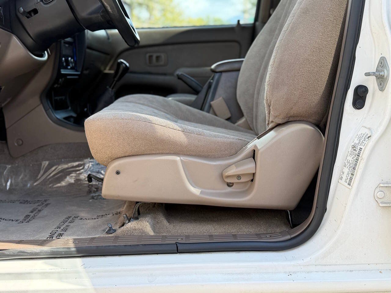 Used 2000 Toyota 4Runner 2WD w/ Upgrade Value Pkg 1 image 9
