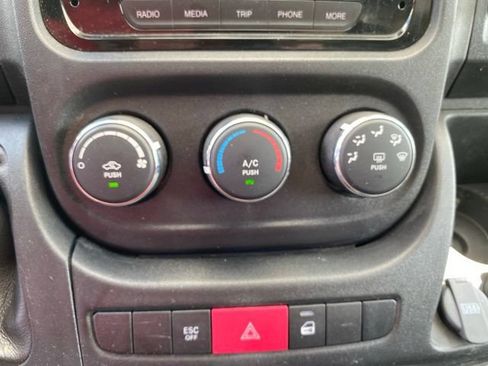 Used 2021 RAM ProMaster 3500 FWD image 25