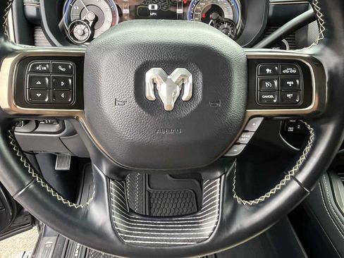 Used 2022 RAM 3500 Limited AWD/4WD image 22