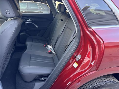 New 2025 Audi Q5 Premium Plus image 14