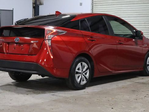 Used 2018 Toyota Prius Two w/ Prius Two Safety Plus Package image 5