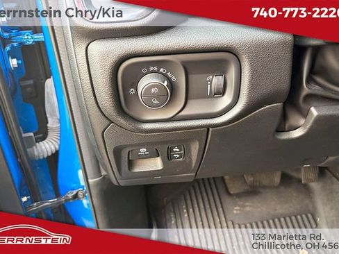 Used 2023 RAM 1500 Big Horn AWD/4WD image 17