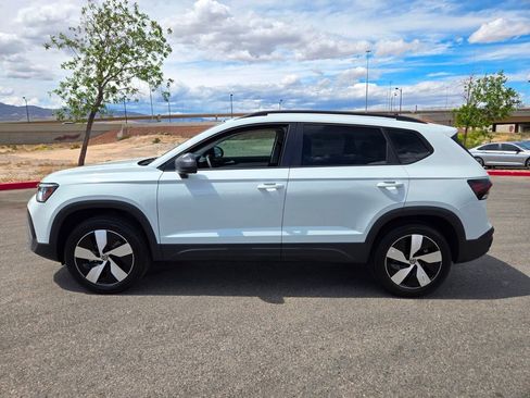 Used 2025 Volkswagen Taos S AWD/4WD image 4