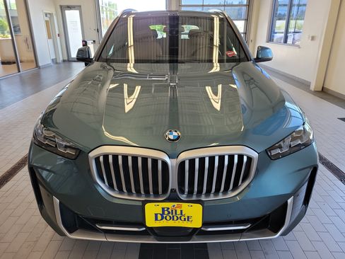 Used 2025 BMW X5 xDrive40i AWD/4WD image 2