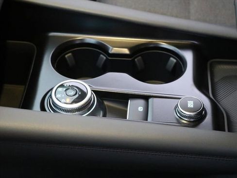 New 2026 Ford Explorer Active image 30