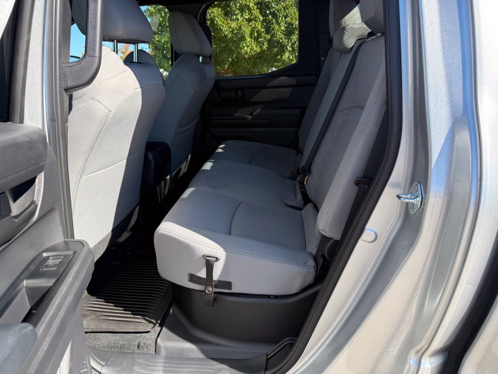 Used 2025 Toyota Tacoma SR5 AWD/4WD image 24