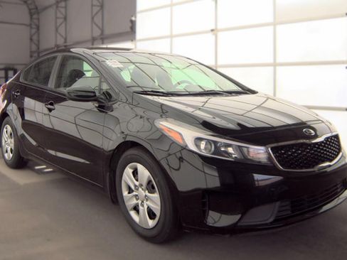 Used 2017 Kia Forte LX w/ LX Popular Package FWD image 1