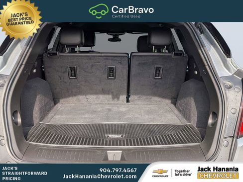Certified 2024 Cadillac XT5 Luxury FWD image 13
