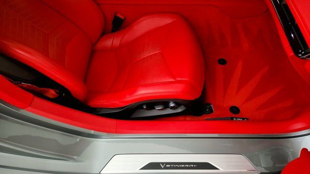 Used 2024 Chevrolet Corvette Stingray Premium Conv RWD image 35