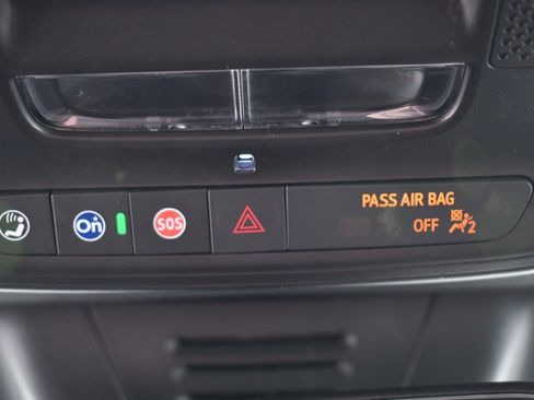 Used 2024 Chevrolet Equinox EV RS image 34