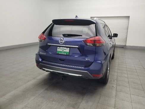Used 2018 Nissan Rogue SV w/ Premium Package FWD image 9