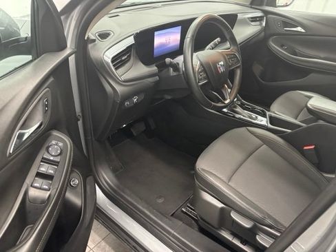 Used 2025 Buick Encore GX Preferred FWD image 13