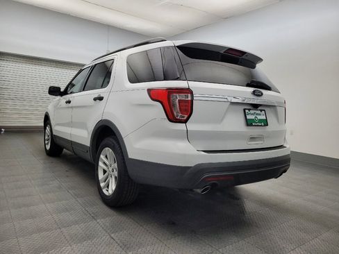Used 2016 Ford Explorer image 5