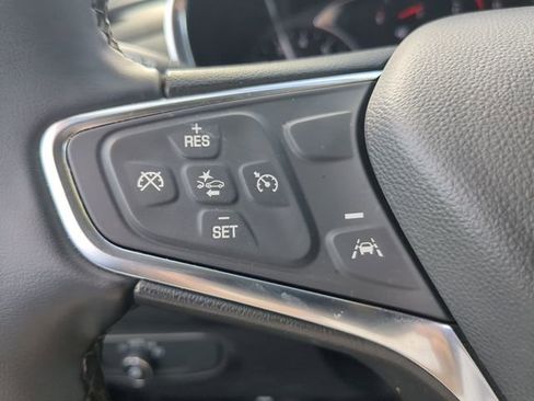 Used 2024 Chevrolet Equinox LT image 30