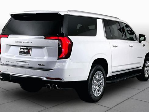 Used 2025 GMC Yukon XL Denali w/ LPO, Floor Liner Package AWD/4WD image 13