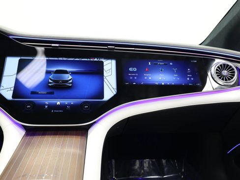 Used 2023 Mercedes-Benz EQS 580 EQS 580 4MATIC Sedan 4D image 44