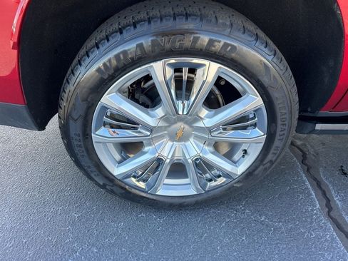 Used 2021 Chevrolet Tahoe High Country w/ Premium Package image 32