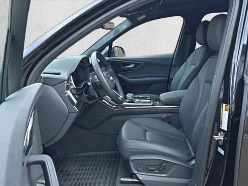 Used 2025 Audi Q7 3.0T Premium Plus w/ Premium Plus Package image 9