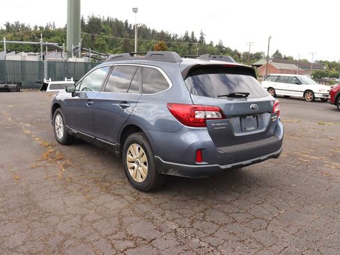 Used 2017 Subaru Outback 2.5i Premium AWD/4WD image 7