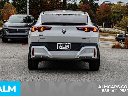 Used 2025 BMW X2 xDrive28i image 12