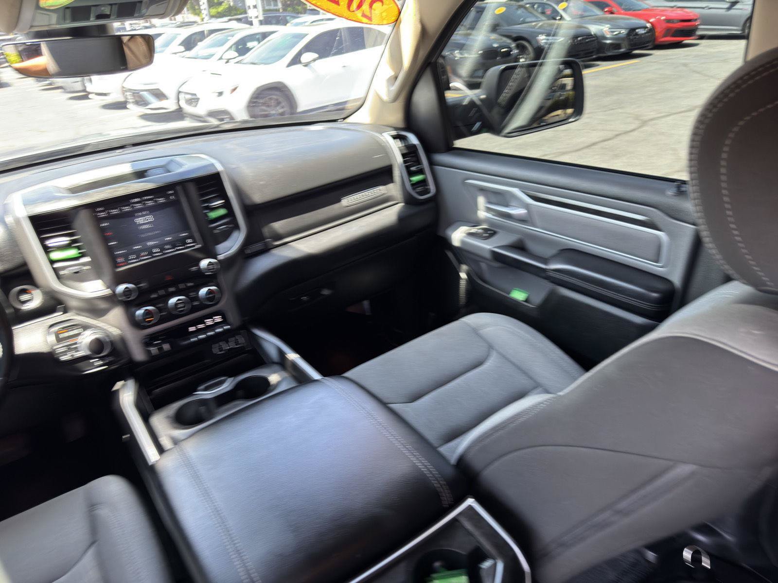 Used 2020 RAM 1500 Big Horn AWD/4WD image 34