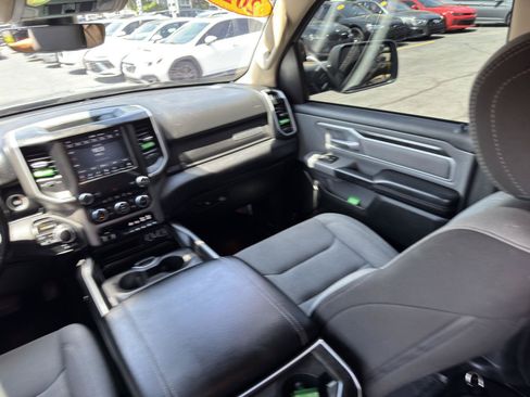 Used 2020 RAM 1500 Big Horn AWD/4WD image 34