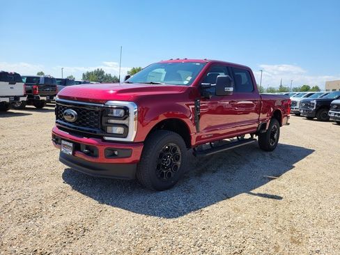 New 2025 Ford F350 XLT w/ Black Appearance Package image 4