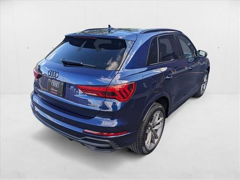 New 2025 Audi Q3 2.0T Premium image 5