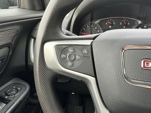 Used 2024 GMC Terrain SLE w/ Driver Convenience Package AWD/4WD image 14