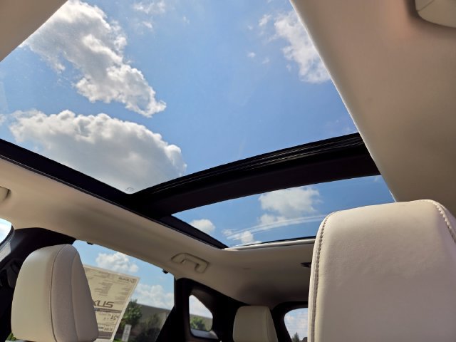 New 2026 Lexus RX 350 AWD w/ Convenience Package image 9
