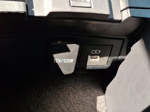 Used 2024 Toyota Corolla LE image 24