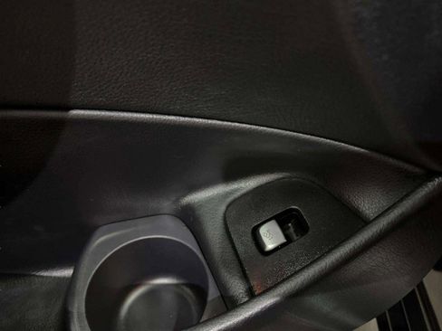 Used 2023 Mercedes-Benz E 350 4MATIC Sedan image 24