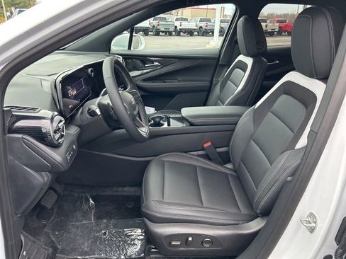 New 2026 Chevrolet Blazer EV LT image 10