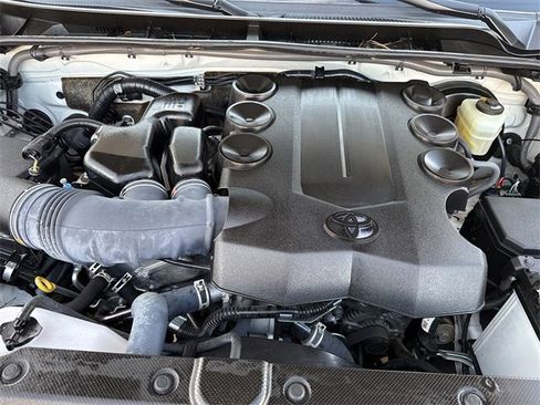 Used 2023 Toyota 4Runner SR5 Premium image 35