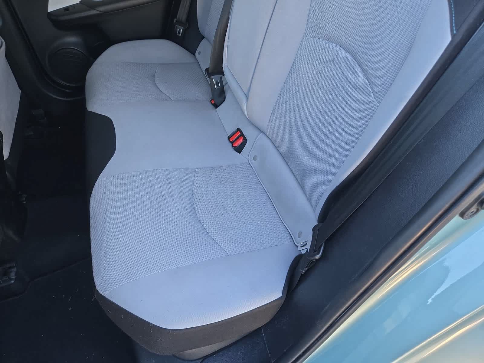 Used 2019 Toyota Prius LE FWD image 19