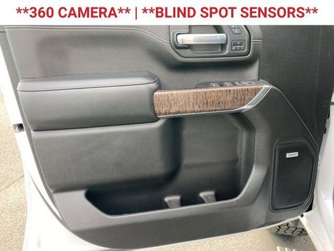 Used 2022 GMC Sierra 3500 Denali w/ Denali Ultimate Package image 11