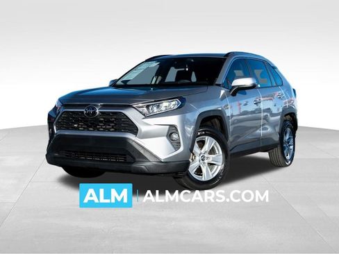 Used 2019 Toyota RAV4 XLE image 1