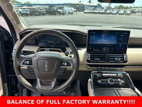 Used 2024 Lincoln Navigator Premiere image 19