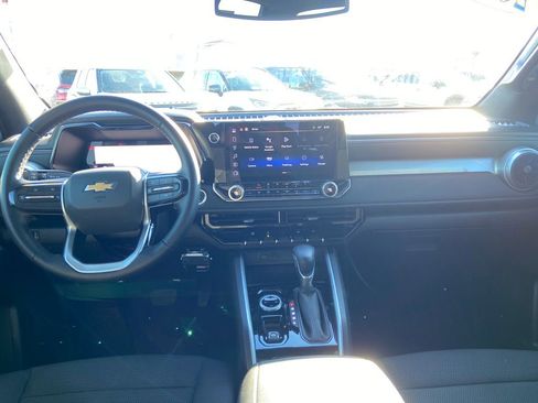 Used 2024 Chevrolet Colorado LT w/ LT Convenience Package II image 16