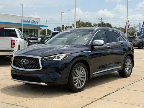 Used 2024 INFINITI QX50 Luxe w/ Accent Package FWD image 8