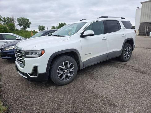 Used 2023 GMC Acadia SLT AWD/4WD image 1