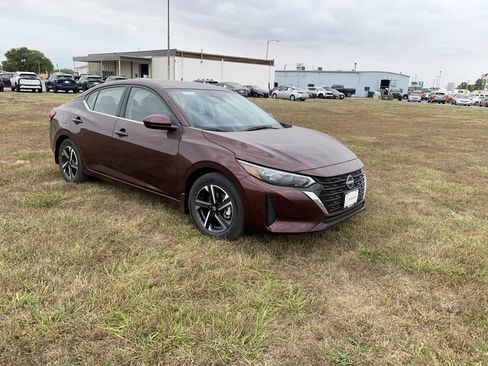 New 2025 Nissan Sentra SV w/ All-Weather Package image 3
