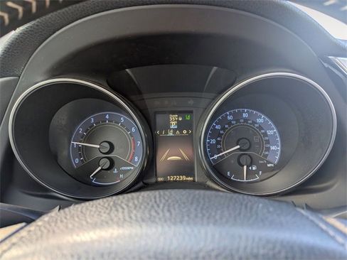 Used 2018 Toyota Corolla iM image 12