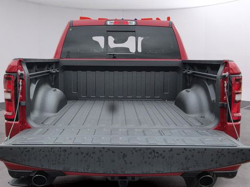 New 2026 RAM 1500 Laramie AWD/4WD image 31